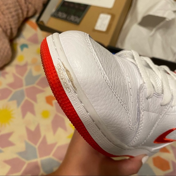 Air Jordan 1 MID - Picture 6 of 9